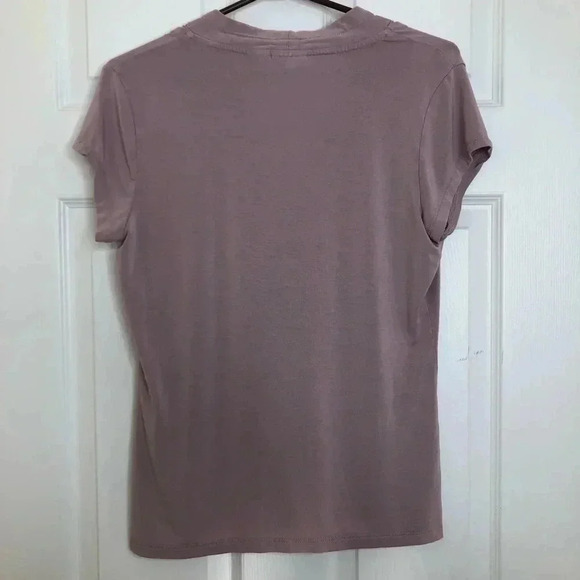 Tahari Short Sleeved Shirt Flowy Light Purple Size Medium - Picture 8 of 15